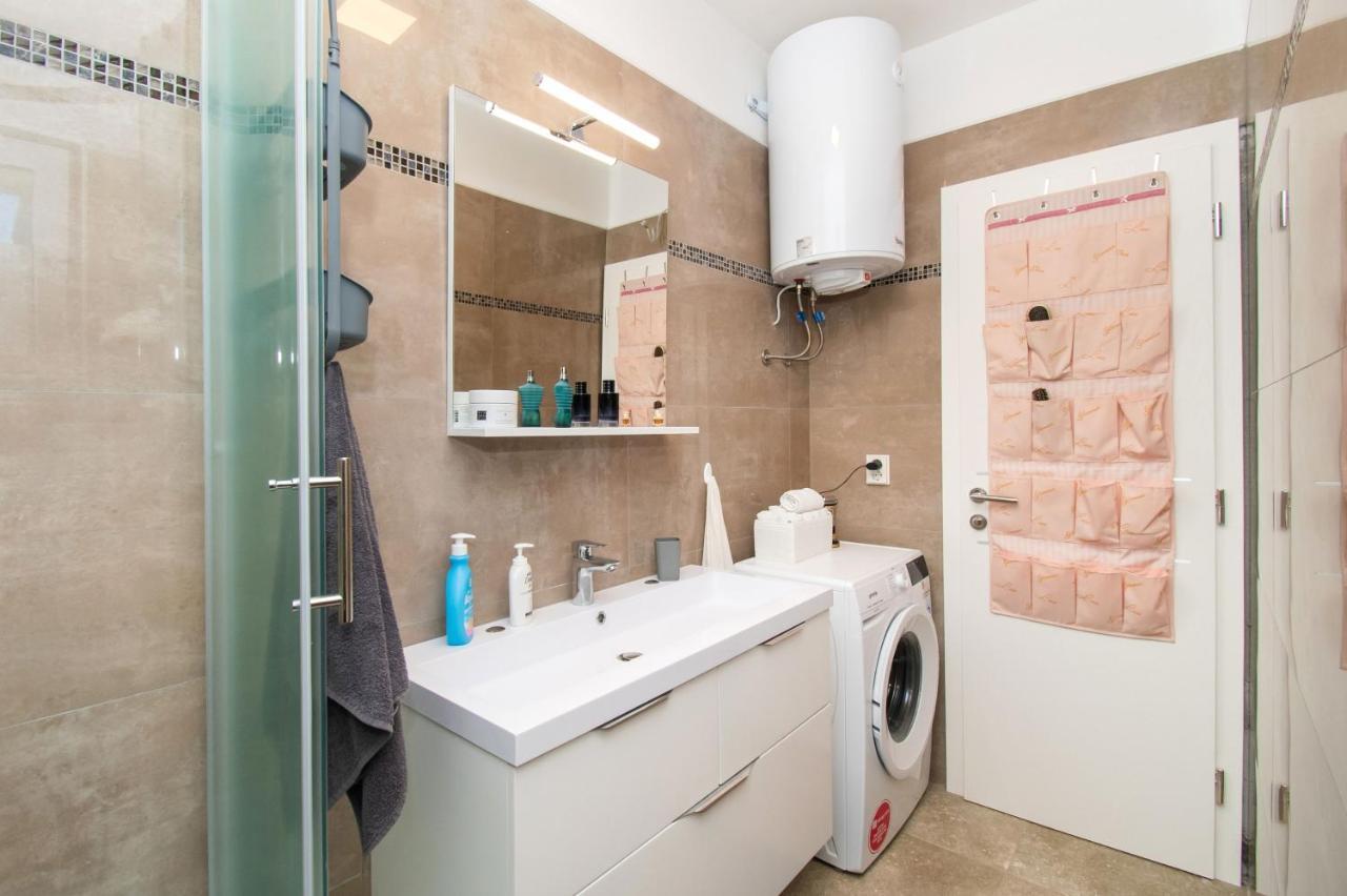 Apartman Benmi Vodice Eksteriør billede