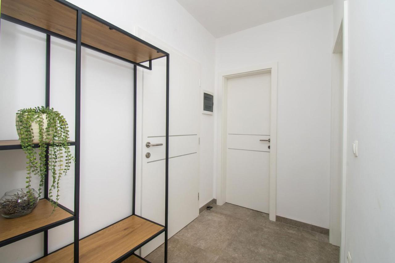 Apartman Benmi Vodice Eksteriør billede