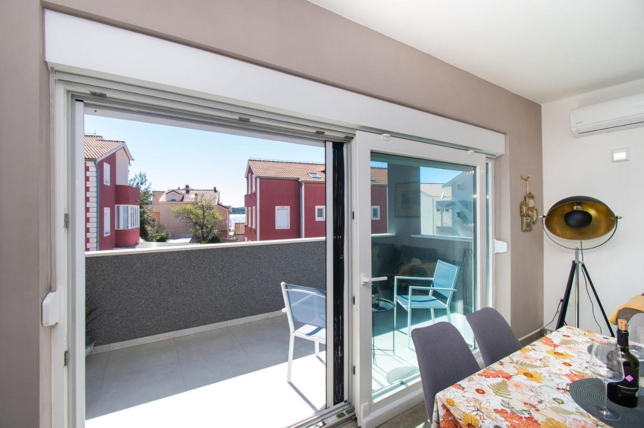 Apartman Benmi Vodice Eksteriør billede